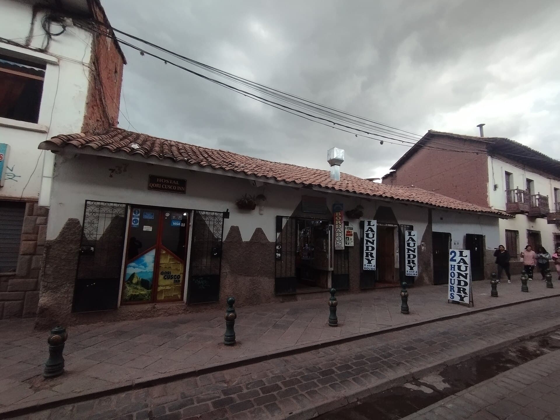 Calle 25 in the Barrio Obrero district of Cali