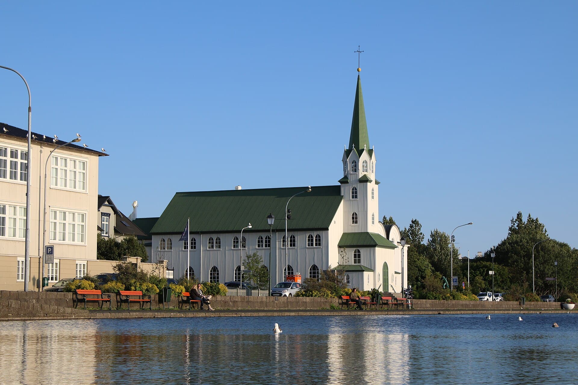 Fríkirkjan í Reykjavík, the free church beside Tjörnin pond