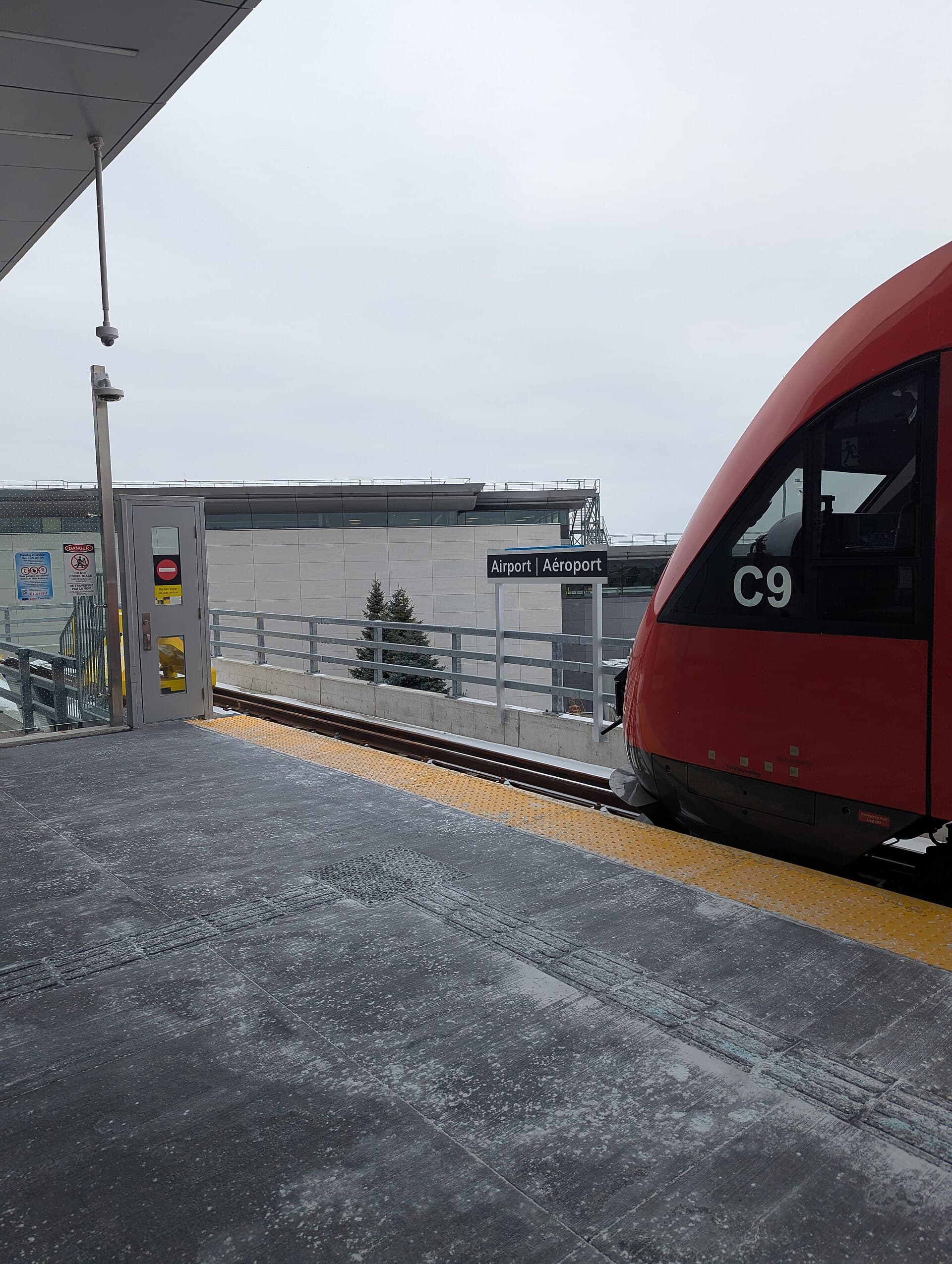 The Airport station platform of the O-Train Line 4 at Ottawa Macdonald-Cartier International Airport