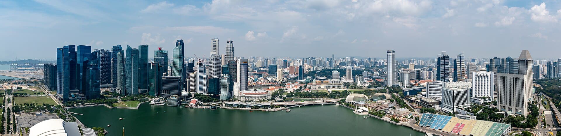 The Marina Bay Sands towers and The Shoppes seen across Marina Bay from the Merlion Park side